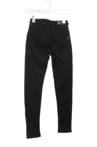 Damskie jeansy Scotch & Soda, Rozmiar XXS, Kolor Czarny, Cena 257,76 zł