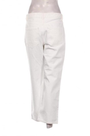 Γυναικείο Τζίν Sinsay, Μέγεθος M, Χρώμα Λευκό, Τιμή 24,00 €