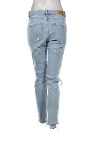 Дамски дънки Stradivarius, Размер S, Цвят Син, Цена 10,73 €