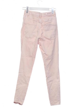 Damen Jeans Stradivarius, Größe XXS, Farbe Aschrosa, Preis € 15,00