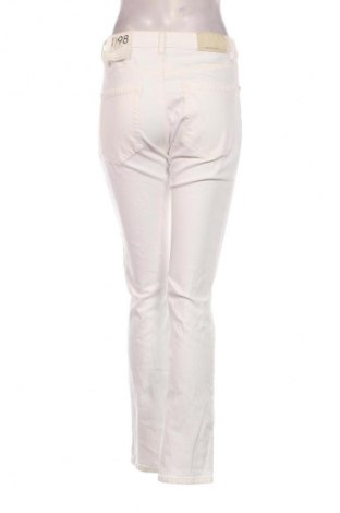 Дамски дънки Stradivarius, Размер M, Цвят Бял, Цена 17,38 €