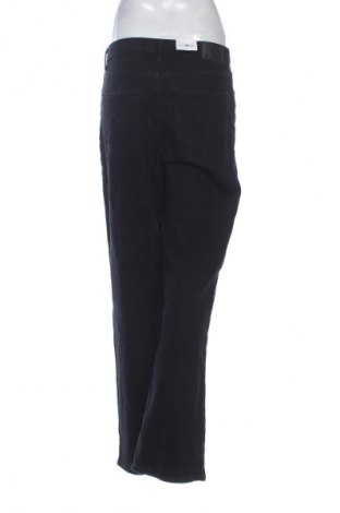 Blugi de femei Vero Moda, Mărime M, Culoare Negru, Preț 243,99 Lei