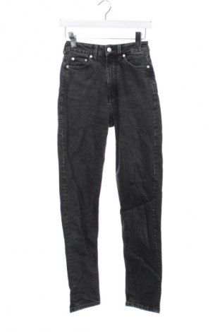 Damen Jeans Weekday, Größe XS, Farbe Grau, Preis € 14,99