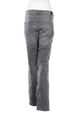 Дамски дънки Yessica, Размер XL, Цвят Сив, Цена 7,66 €