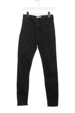 Dámské džíny  Zara, Velikost XS, Barva Černá, Cena  565,00 Kč