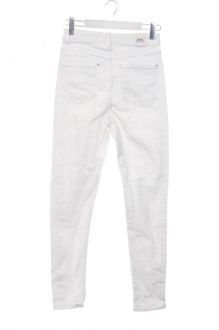 Γυναικείο Τζίν Zara, Μέγεθος XS, Χρώμα Λευκό, Τιμή 11,99 €
