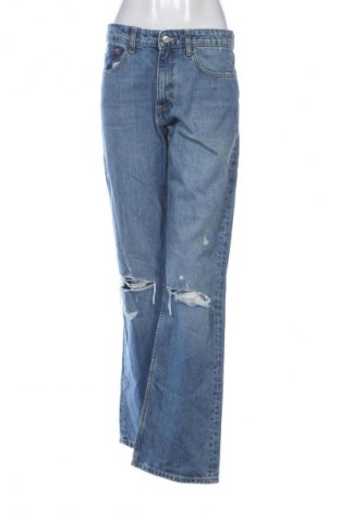 Blugi de femei Zara, Mărime M, Culoare Albastru, Preț 93,99 Lei