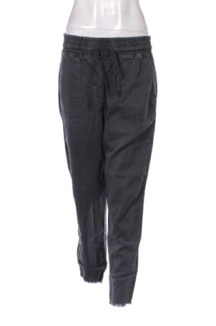 Damskie jeansy Zara, Rozmiar L, Kolor Niebieski, Cena 74,01 zł