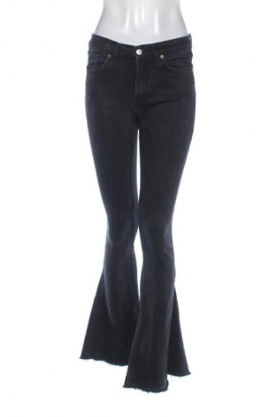 Blugi de femei Zara, Mărime M, Culoare Negru, Preț 72,99 Lei