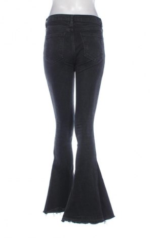 Blugi de femei Zara, Mărime M, Culoare Negru, Preț 72,99 Lei