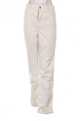 Damen Cordhose C&A, Größe XL, Farbe Ecru, Preis 15,00 €