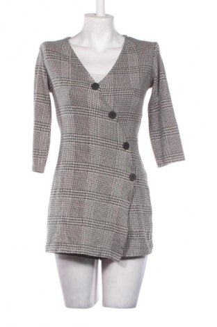 Дамски къс гащеризон Bershka, Размер S, Цвят Многоцветен, Цена 20,00 €