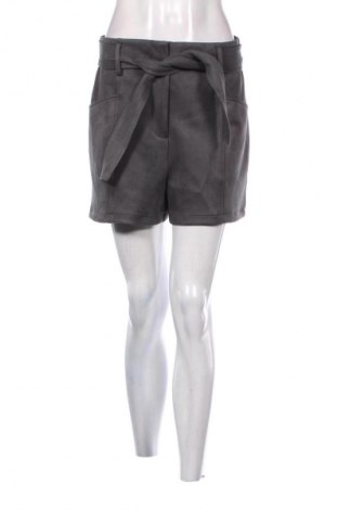 Damen Shorts Aada Studios, Größe M, Farbe Grau, Preis € 51,99