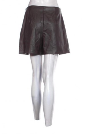 Dámské kraťasy  Amisu, Velikost M, Barva Fialová, Cena  277,00 Kč