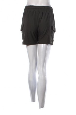 Damen Shorts Amisu, Größe S, Farbe Grün, Preis 9,70 €