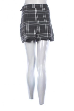 Pantaloni scurți de femei Bershka, Mărime S, Culoare Multicolor, Preț 52,13 Lei