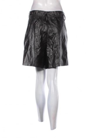 Damskie szorty Boohoo, Rozmiar M, Kolor Czarny, Cena 53,58 zł