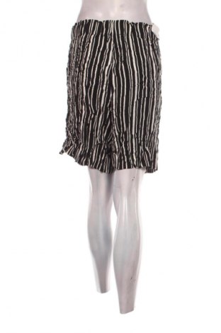 Damen Shorts C&A, Größe XXL, Farbe Mehrfarbig, Preis 10,99 €