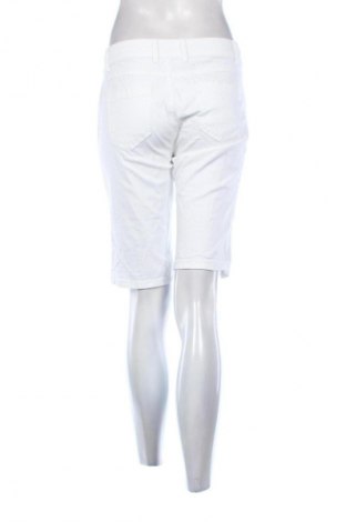 Damen Shorts Charles Vogele, Größe M, Farbe Weiß, Preis € 10,00
