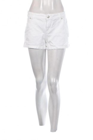 Női rövidnadrág Esmara, Méret XL, Szín Fehér, Ár 3 759 Ft