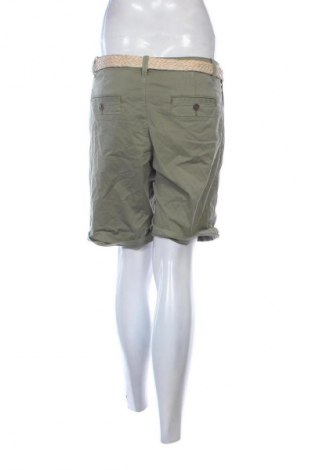 Γυναικείο κοντό παντελόνι Esprit, Μέγεθος M, Χρώμα Πράσινο, Τιμή 15,99 €