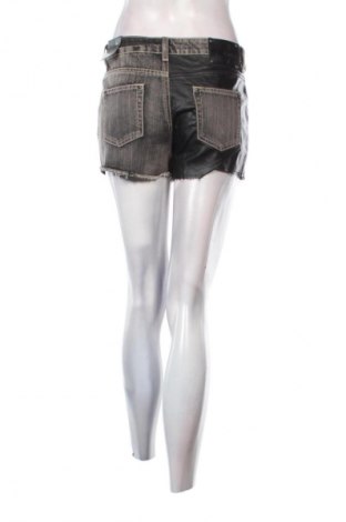 Pantaloni scurți de femei Fb Sister, Mărime L, Culoare Gri, Preț 82,70 Lei