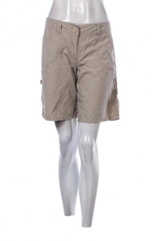 Pantaloni scurți de femei H&M, Mărime M, Culoare Maro, Preț 52,13 Lei