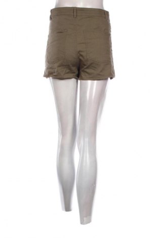 Dámske kraťasy  H&M Divided, Veľkosť M, Farba Zelená, Cena  9,78 €
