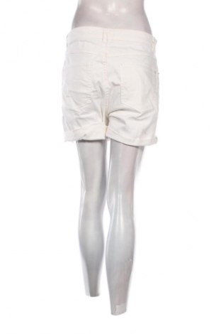 Damen Shorts House, Größe L, Farbe Weiß, Preis € 9,70