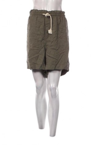 Γυναικείο κοντό παντελόνι Kiabi, Μέγεθος XXL, Χρώμα Πράσινο, Τιμή 7,99 €