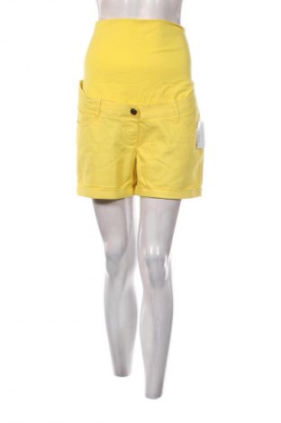 Γυναικείο κοντό παντελόνι Maternite, Μέγεθος L, Χρώμα Κίτρινο, Τιμή 14,99 €