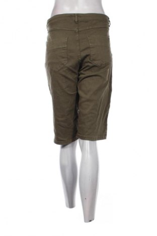 Дамски къс панталон Miss Etam, Размер XL, Цвят Зелен, Цена 6,64 €