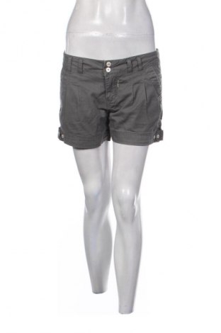 Dámské kraťasy  ONLY, Velikost L, Barva Šedá, Cena  283,00 Kč