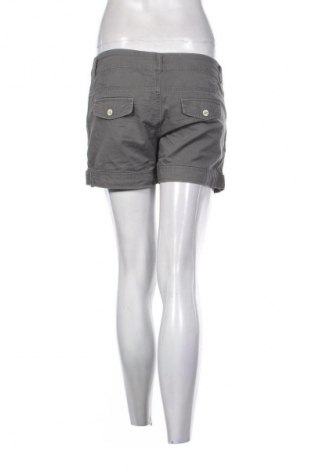 Dámské kraťasy  ONLY, Velikost L, Barva Šedá, Cena  283,00 Kč