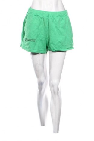 Dámske kraťasy  PANGAIA, Veľkosť S, Farba Zelená, Cena  32,00 €
