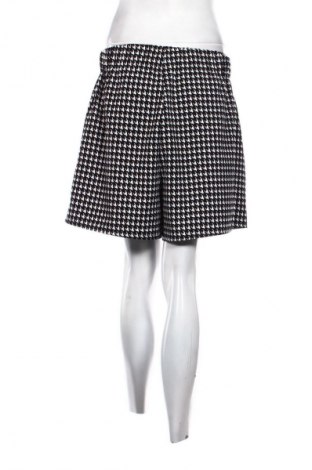 Damen Shorts SHEIN, Größe L, Farbe Mehrfarbig, Preis € 9,70