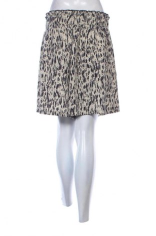 Γυναικείο κοντό παντελόνι SHEIN, Μέγεθος 3XL, Χρώμα Πολύχρωμο, Τιμή 7,99 €