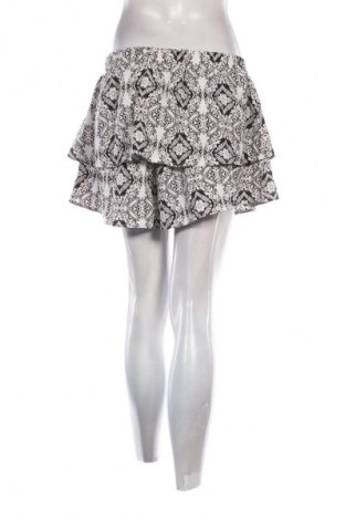 Damen Shorts SHEIN, Größe M, Farbe Mehrfarbig, Preis 10,00 €
