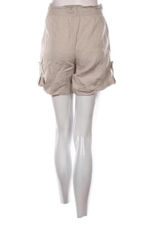 Női rövidnadrág Stefanel, Méret XL, Szín Bézs, Ár 15 702 Ft