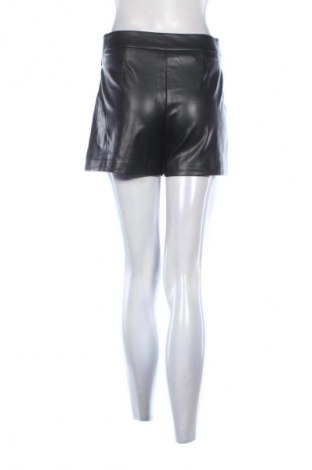 Damskie szorty Stradivarius, Rozmiar S, Kolor Czarny, Cena 85,74 zł