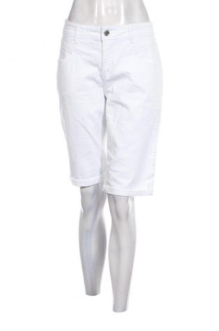 Дамски къс панталон Street One, Размер XL, Цвят Бял, Цена 10,73 €