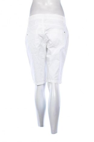 Pantaloni scurți de femei Street One, Mărime L, Culoare Alb, Preț 88,62 Lei