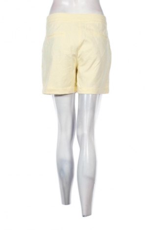 Дамски къс панталон Tommy Hilfiger, Размер M, Цвят Жълт, Цена 26,07 €