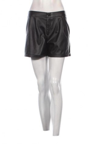 Pantaloni scurți de femei Top Secret, Mărime M, Culoare Negru, Preț 52,13 Lei