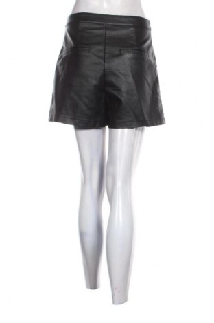 Дамски къс панталон Unbranded, Размер S, Цвят Черен, Цена 4,09 €