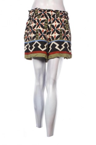Γυναικείο κοντό παντελόνι Zara, Μέγεθος M, Χρώμα Πολύχρωμο, Τιμή 9,99 €
