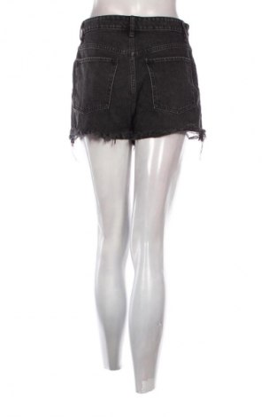 Γυναικείο κοντό παντελόνι Zara, Μέγεθος M, Χρώμα Γκρί, Τιμή 8,21 €