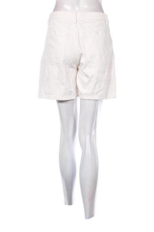 Pantaloni scurți de femei Zara, Mărime M, Culoare Ecru, Preț 41,71 Lei