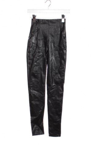 Дамски клин Stradivarius, Размер XXS, Цвят Черен, Цена 5,11 €