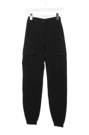 Γυναικείο παντελόνι Bershka, Μέγεθος XXS, Χρώμα Μαύρο, Τιμή 14,77 €